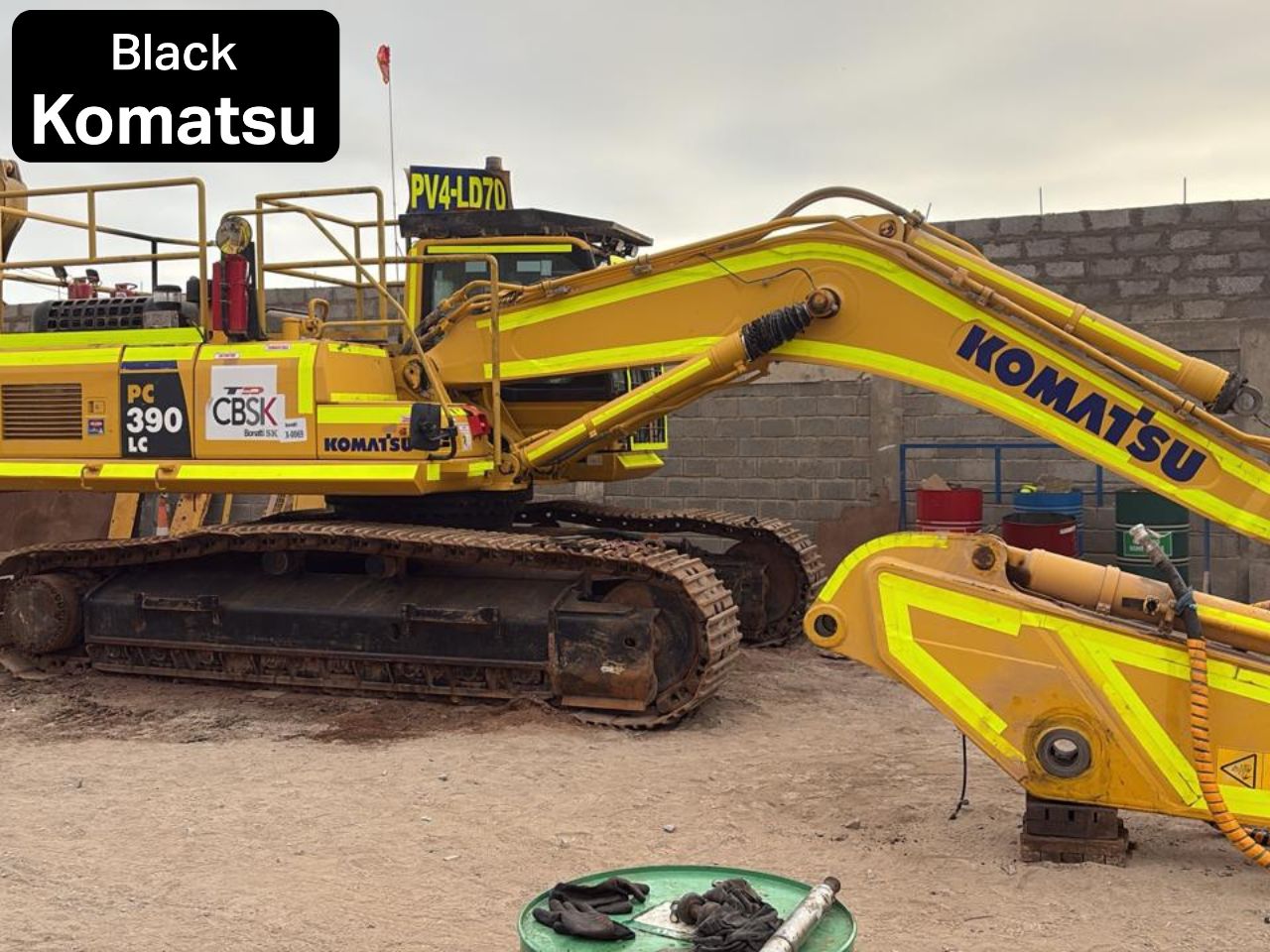 Excavadora PC390LC-8M Serie 82847