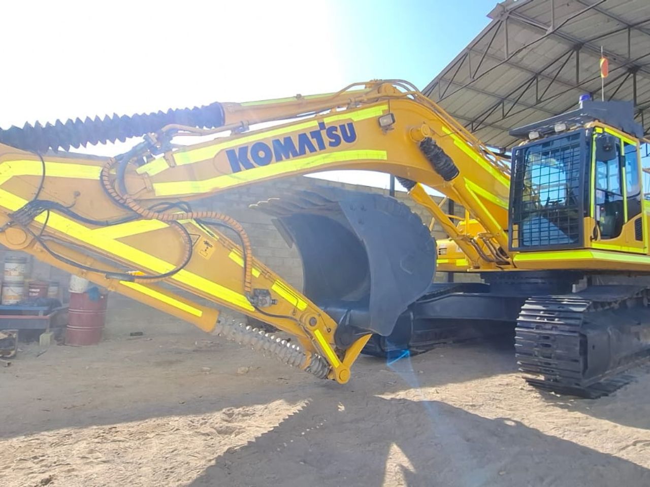 Excavadora PC390LC-8M Serie 82847
