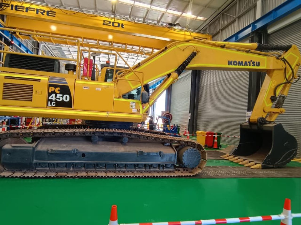 Excavadora PC450LC-8 Serie 72318