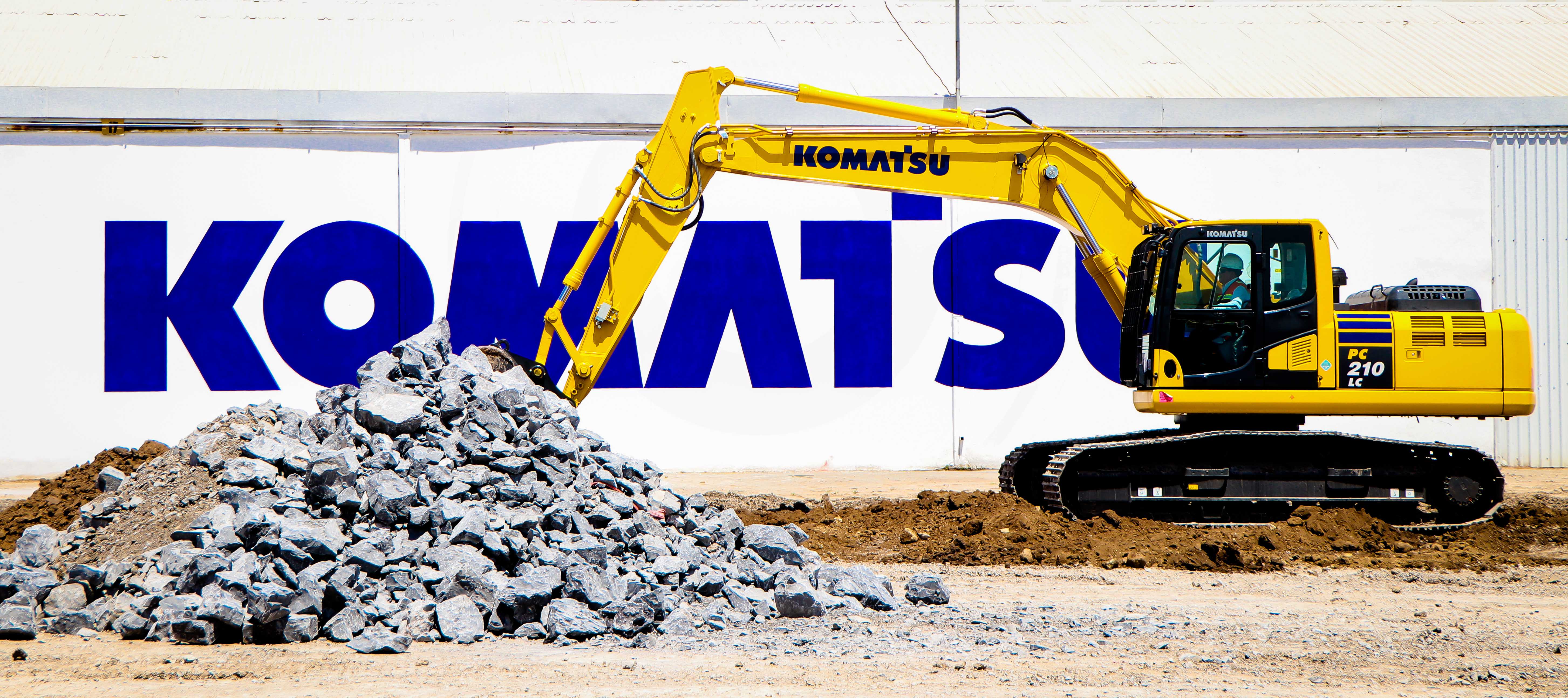 Komatsu realiza su primer Field Day en Sucursal de Monterrey
