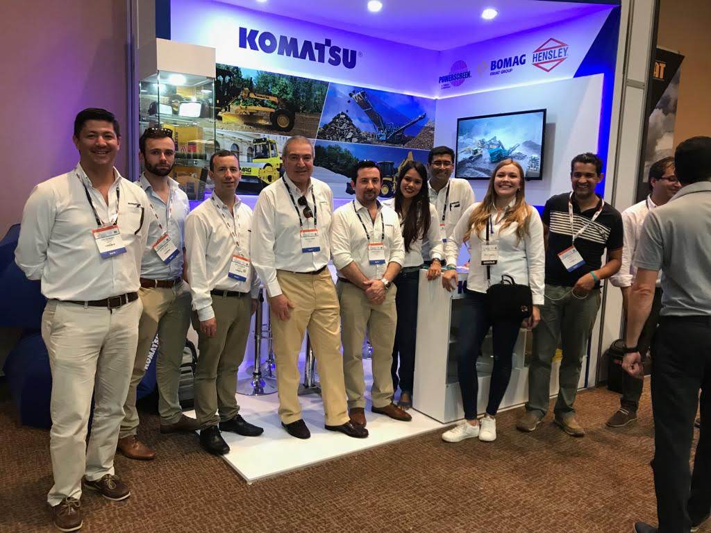 Komatsu participó en la Reunión del Concreto 2018