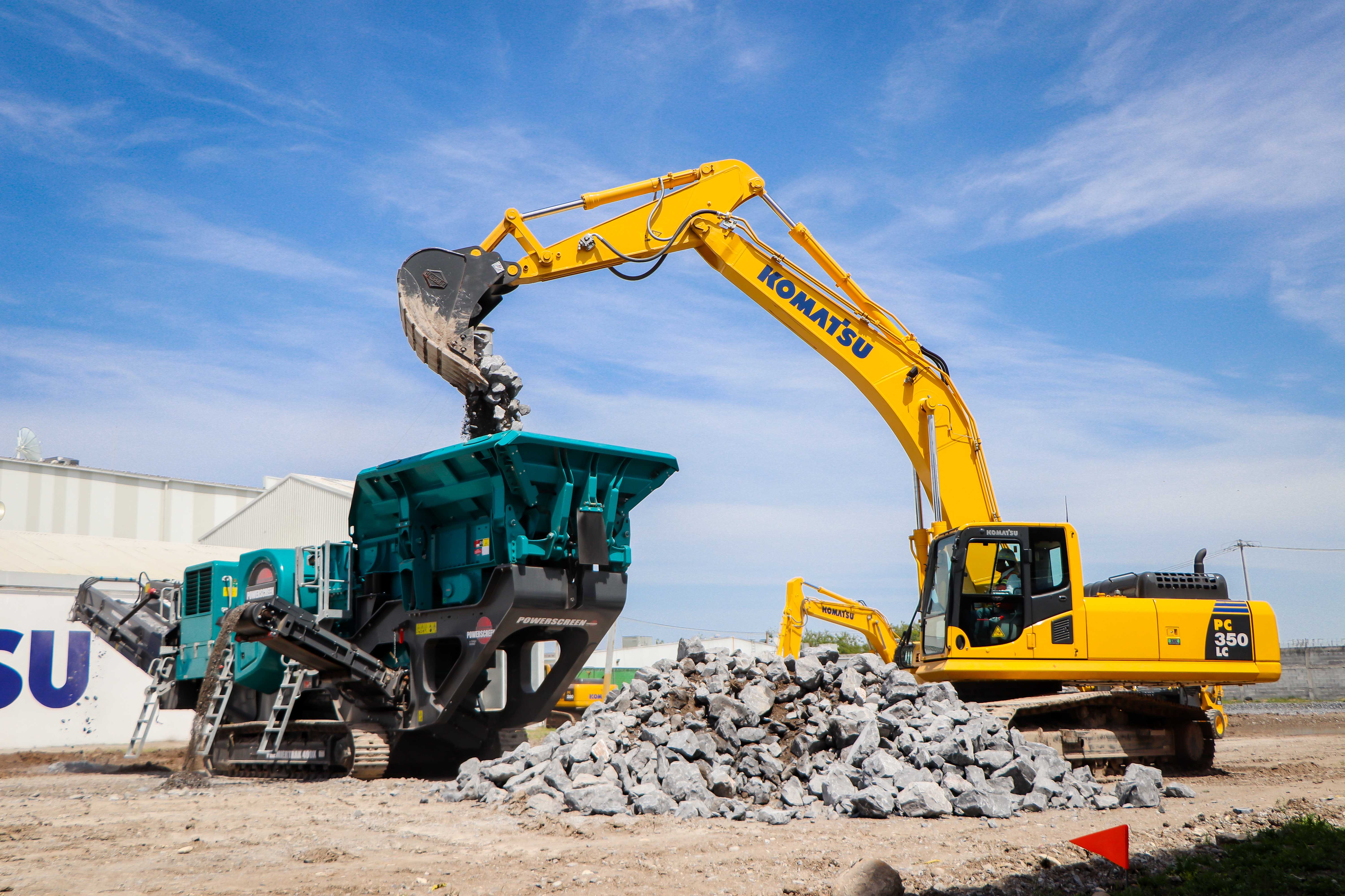 Gran asistencia en Field Day de Komatsu Colombia