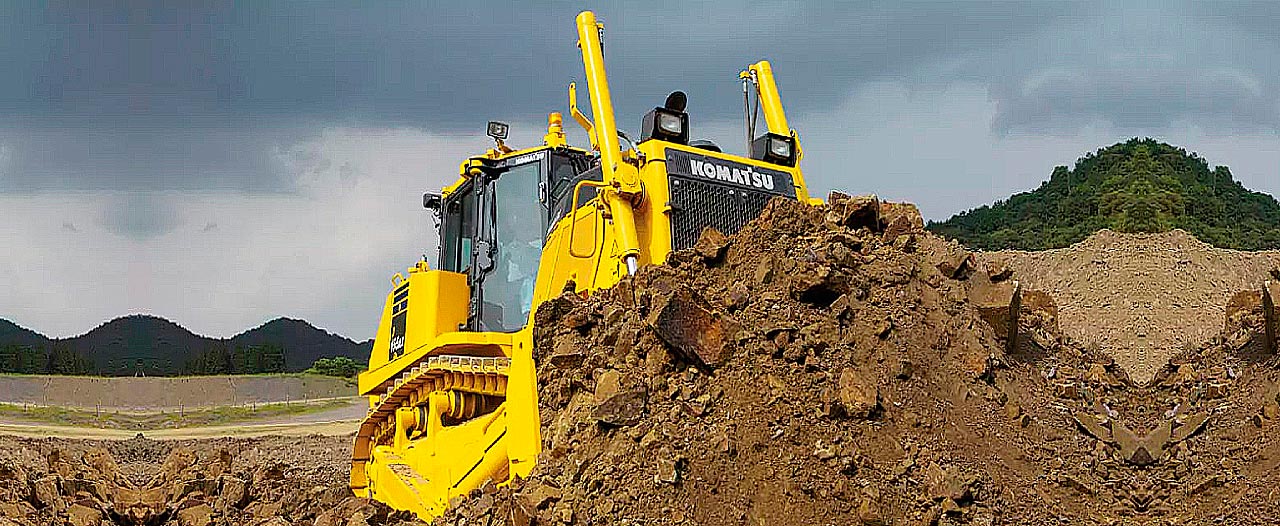 Remoción de tierra empleando un bulldozer KOMATSU - Komatsu Colombia