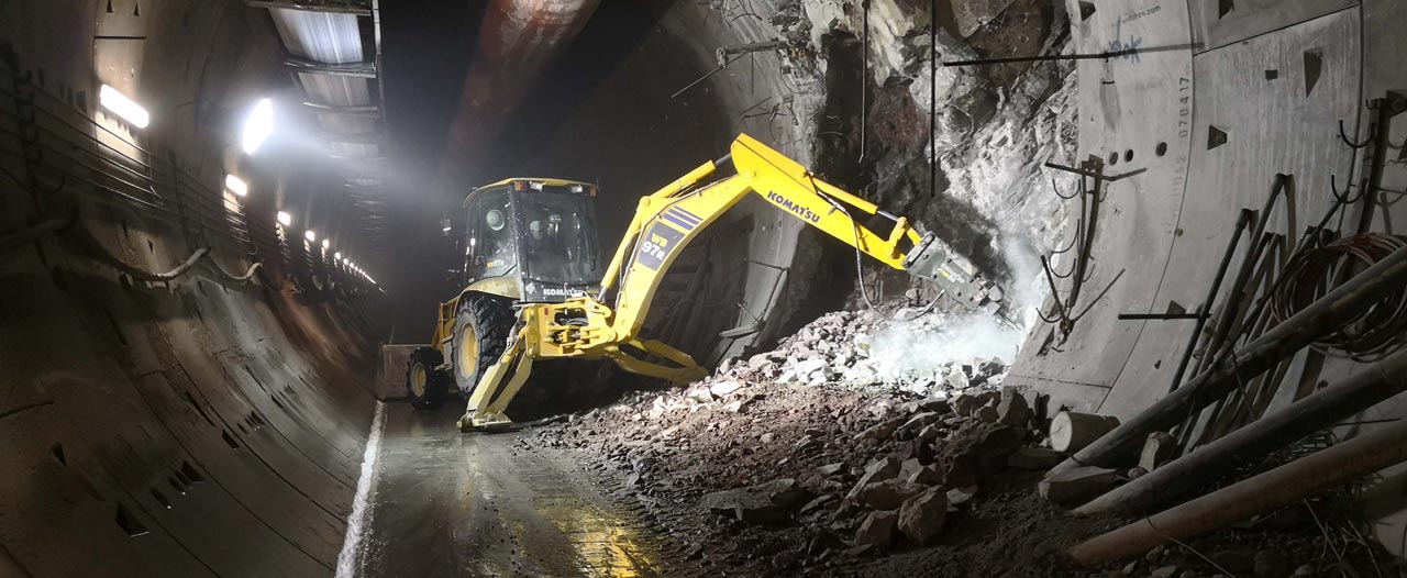 usa las fortalezas de la retroexcavadora para impulsar tu negocio de construcción - Komatsu Colombia