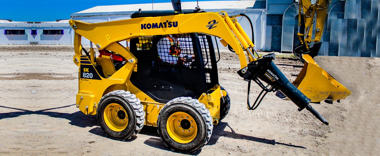 Los minicargadores tienen diferentes partes que permiten su funcionamiento - Komatsu Colombia