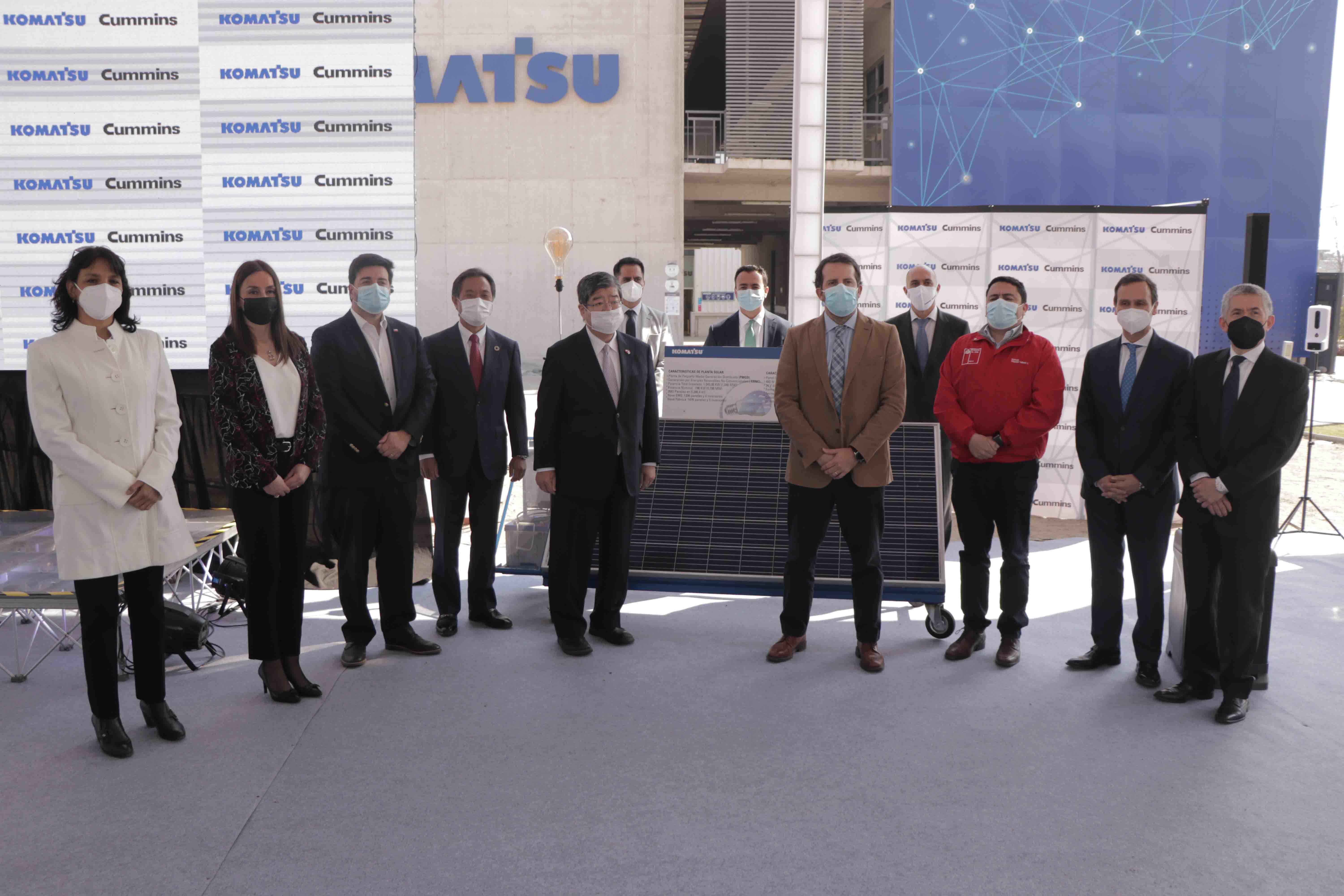 Autoridades inauguraron planta fotovoltaica de Komatsu Cummins capaz de usar el sol para cubrir 92%  de sus procesos industriales