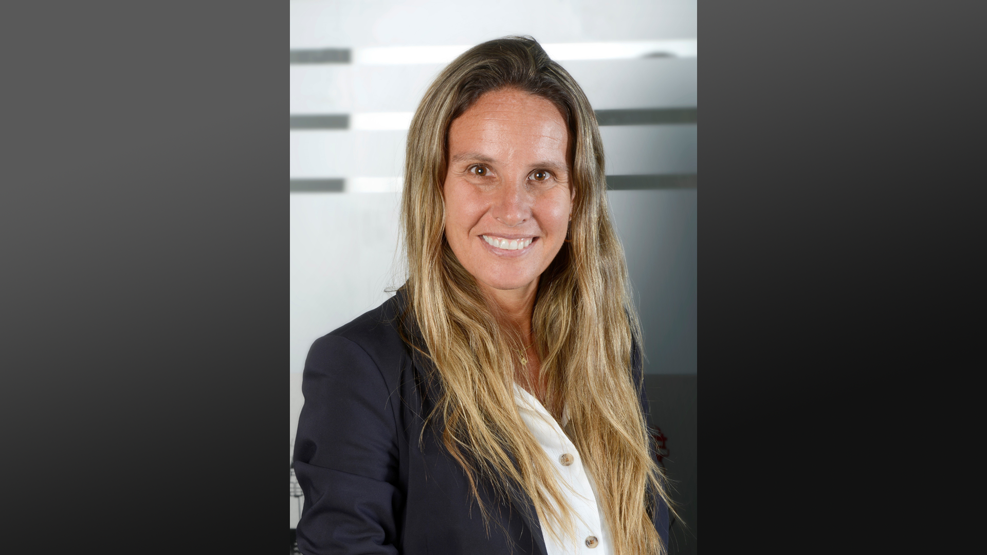 Veronika Holtz asume como primera mujer CFO y Vicepresidenta para Latinoamérica de Grupo Komatsu Cummins