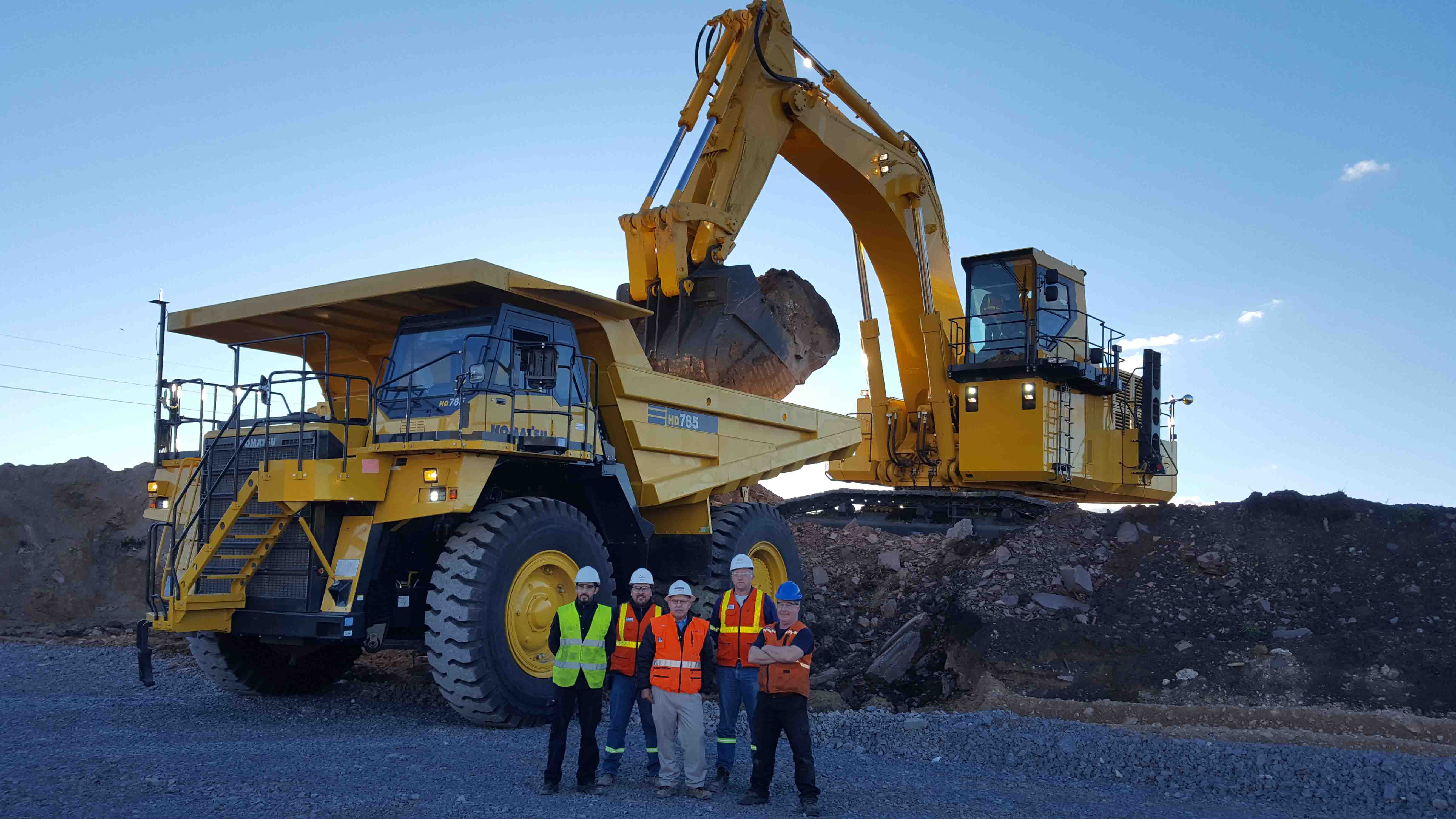 Exitosa primera venta de camiones de 100 ton para la industria de canteras de cemento en Argentina